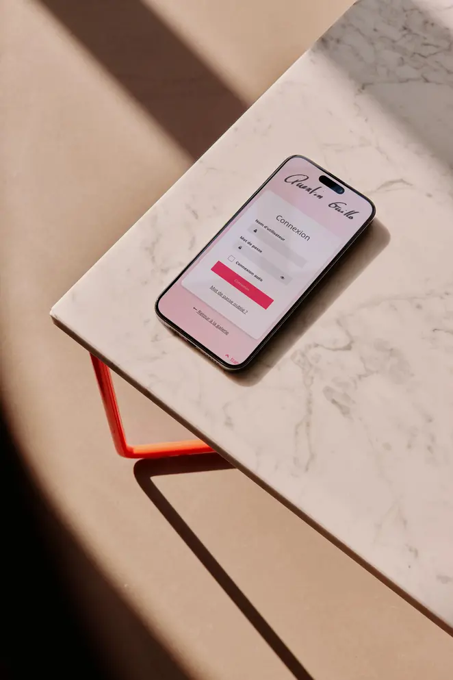 Page de connexion à la galerie privée du site de Quentin Guillo en mobile